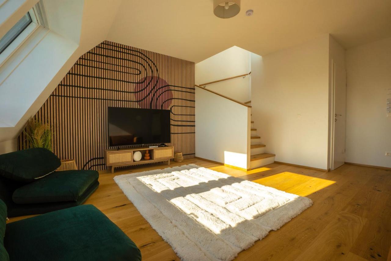 Orestaliving - Penthouse In 2Nd District With View Viena Exterior foto